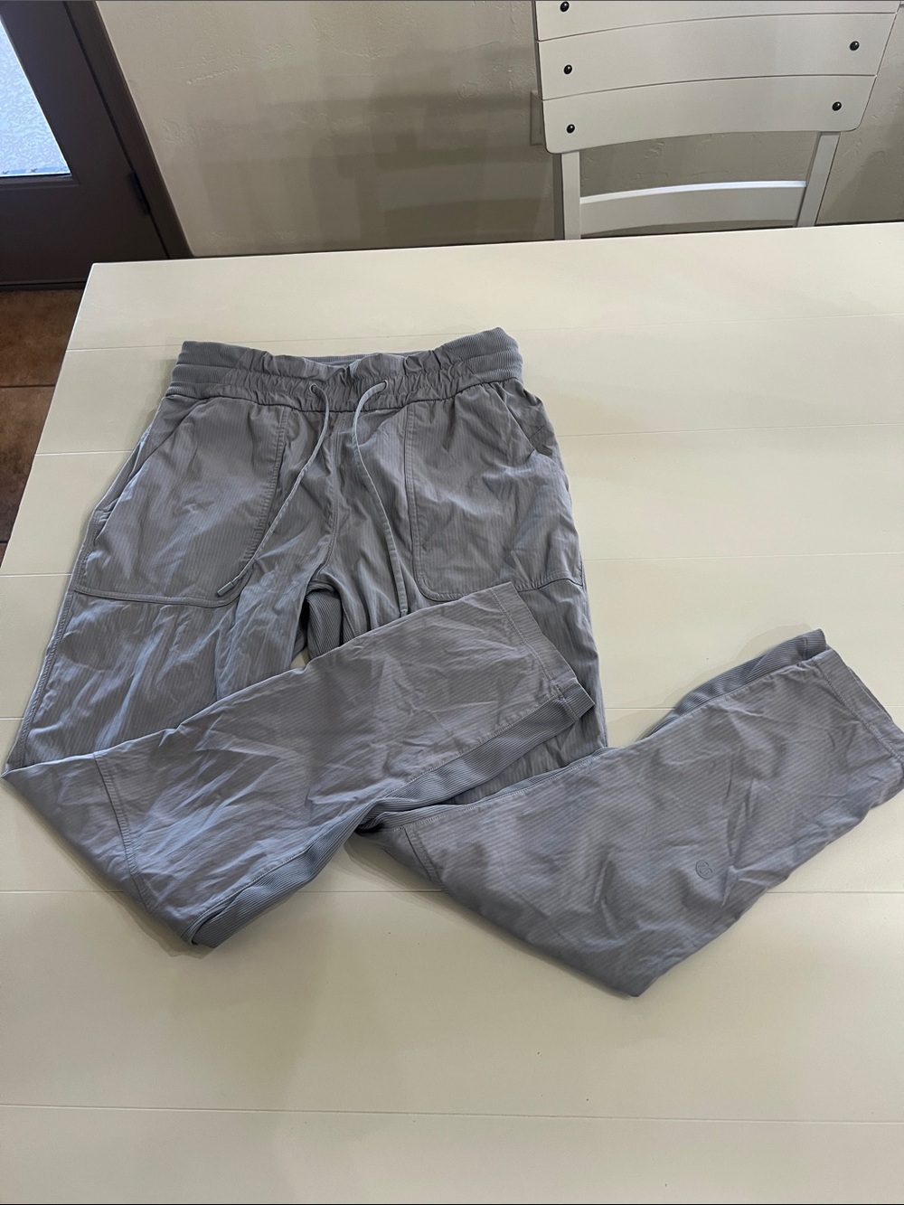 Lululemon - Picture 2 of 13